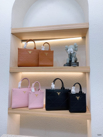 Makersluxe - PDA3 Bags - 117