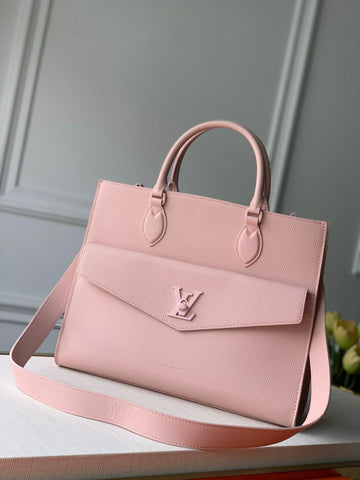 LV Lockme Tote M55846