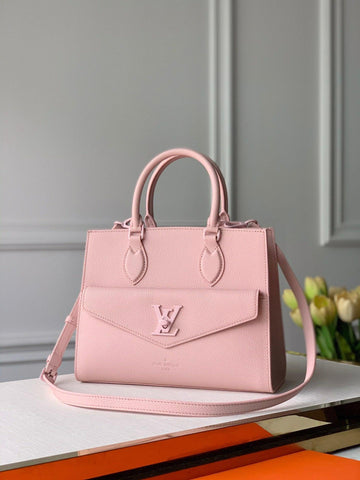 LV Lockme Tote M55845