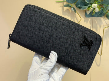 Makersluxe LOV Wallets - 231