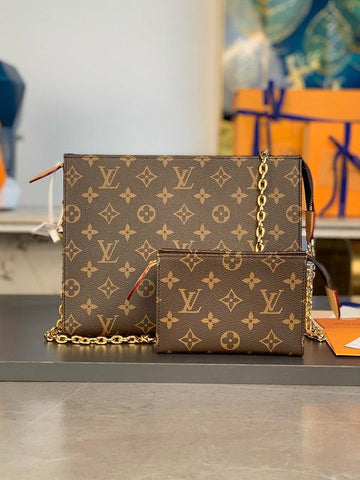 BFWD - LOV Bags - 1641