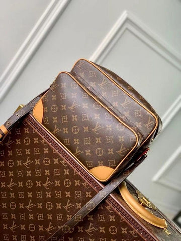 LOV - Makersluxes - 821