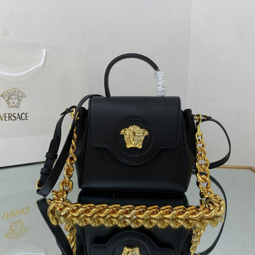 Makersluxes - Latest - 019