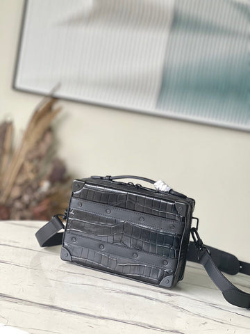 Makersluxe Lu-Vi bags - 4286