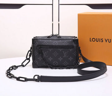 LOV - Makersluxes - 2674