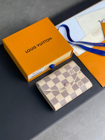 Makersluxe LOV Wallets - 274