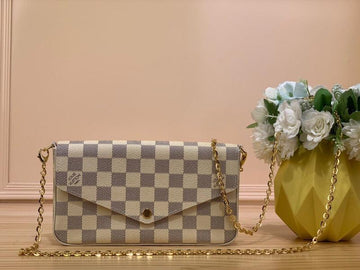 BFWD - LOV Bags - 1753
