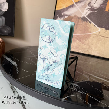 Makersluxe LOV Wallets - 059