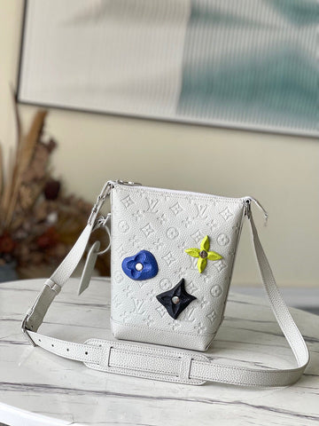 Makersluxe Lu-Vi bags - 4740