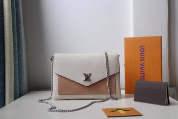 Makersluxes - Latest - 1204