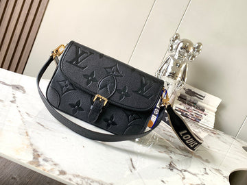 makersluxe - LOV Bags - 1340