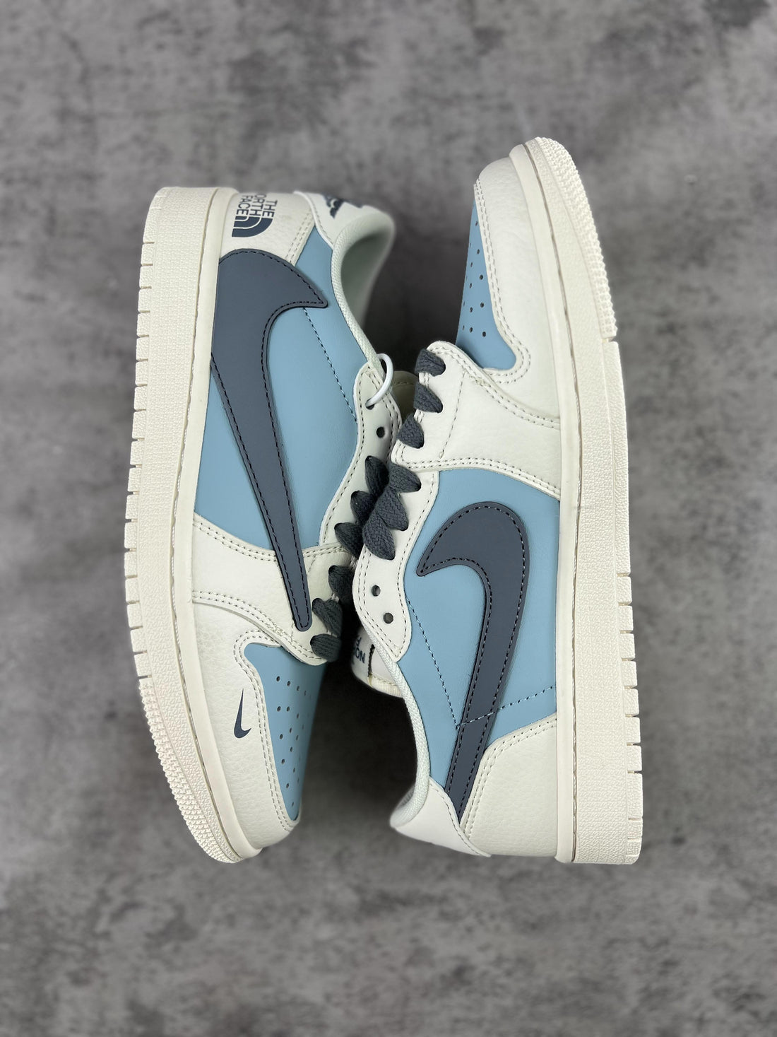 Custom Travis Scott x Air Jordan 1 x The North Face SJ2068 105