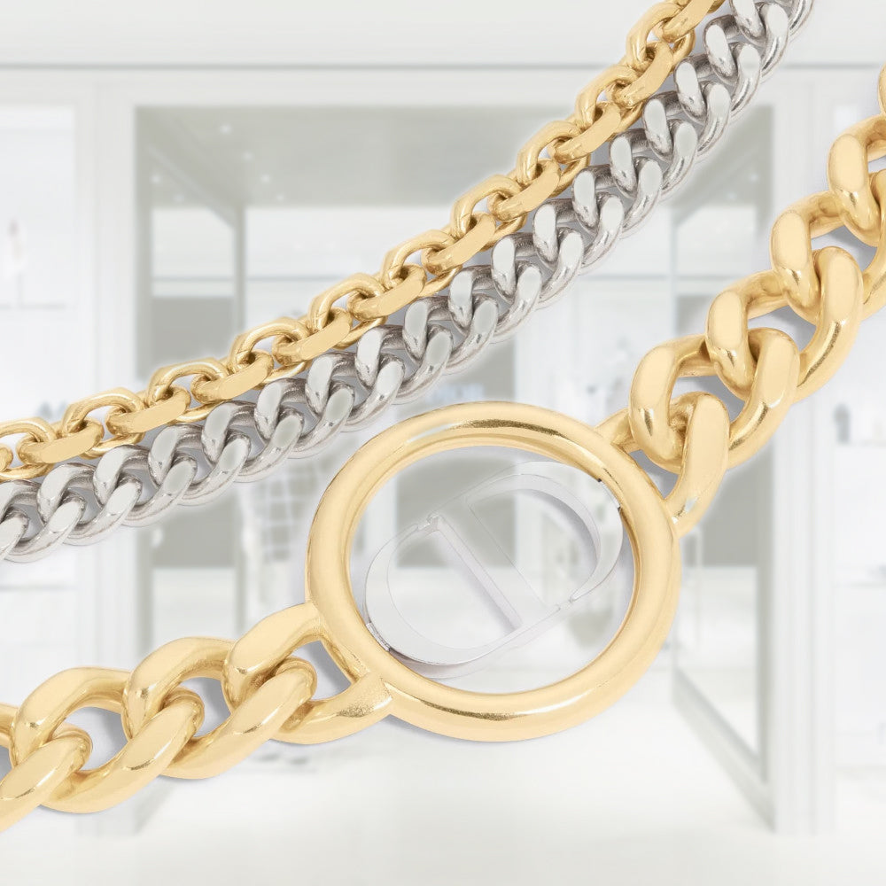 30 MONTAIGNE NECKLACE