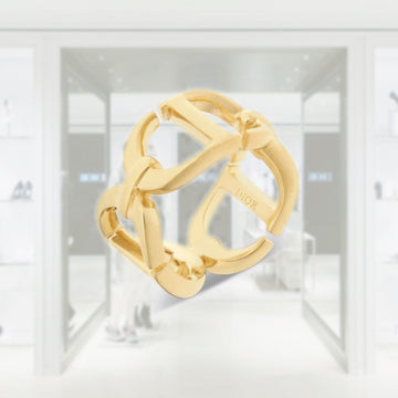 30 MONTAIGNE RING