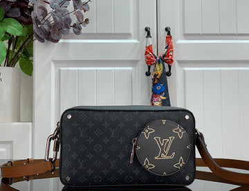 Makersluxe Lu-Vi bags - 3099