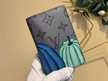 Makersluxe LOV Wallets - 211