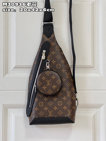 Makersluxe Lu-Vi bags - 2750