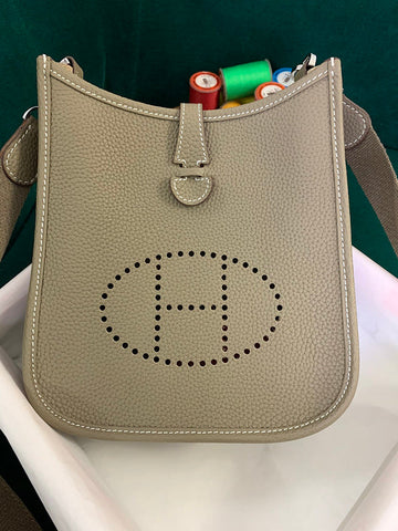 Makersluxe - HMS Bags - 1902