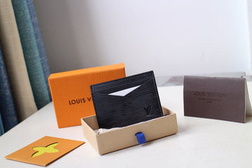 Makersluxes - Latest - 1137