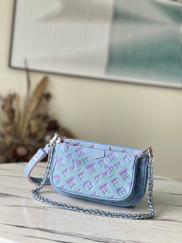 LV Monogram M46093