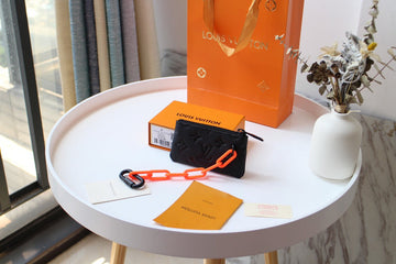 Makersluxe - LOV Wallets - 389