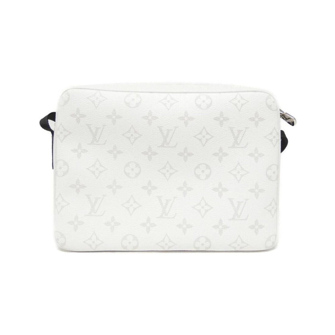 Louis Vuitton Taiga Lama  Messenger PM M30243 Shoulder Bag