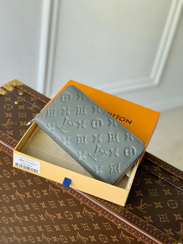 Makersluxe LOV Wallets - 350