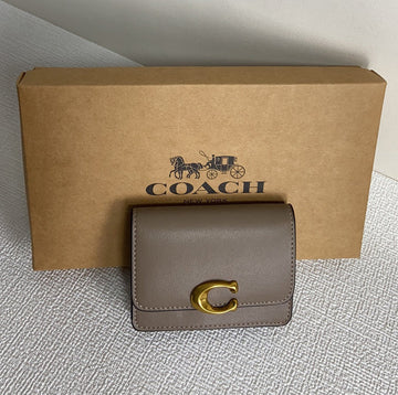 Makersluxe CAH Bags - 184