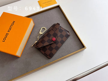 Makersluxe - LOV Wallets - 832