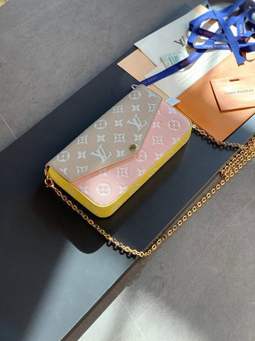 BFWD - LOV Bags - 1663