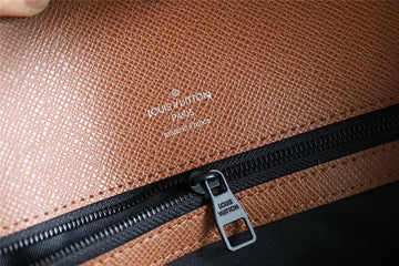 Makersluxe LOV Men Business Bags - 068