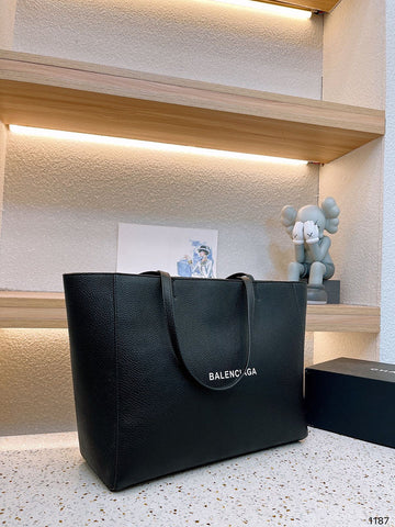 Makersluxe - BGA2 Bags - 290