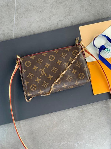 BFWD - LOV Bags - 1642