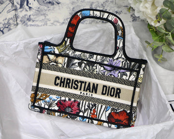 Makersluxe - DOR Women Bags - 322