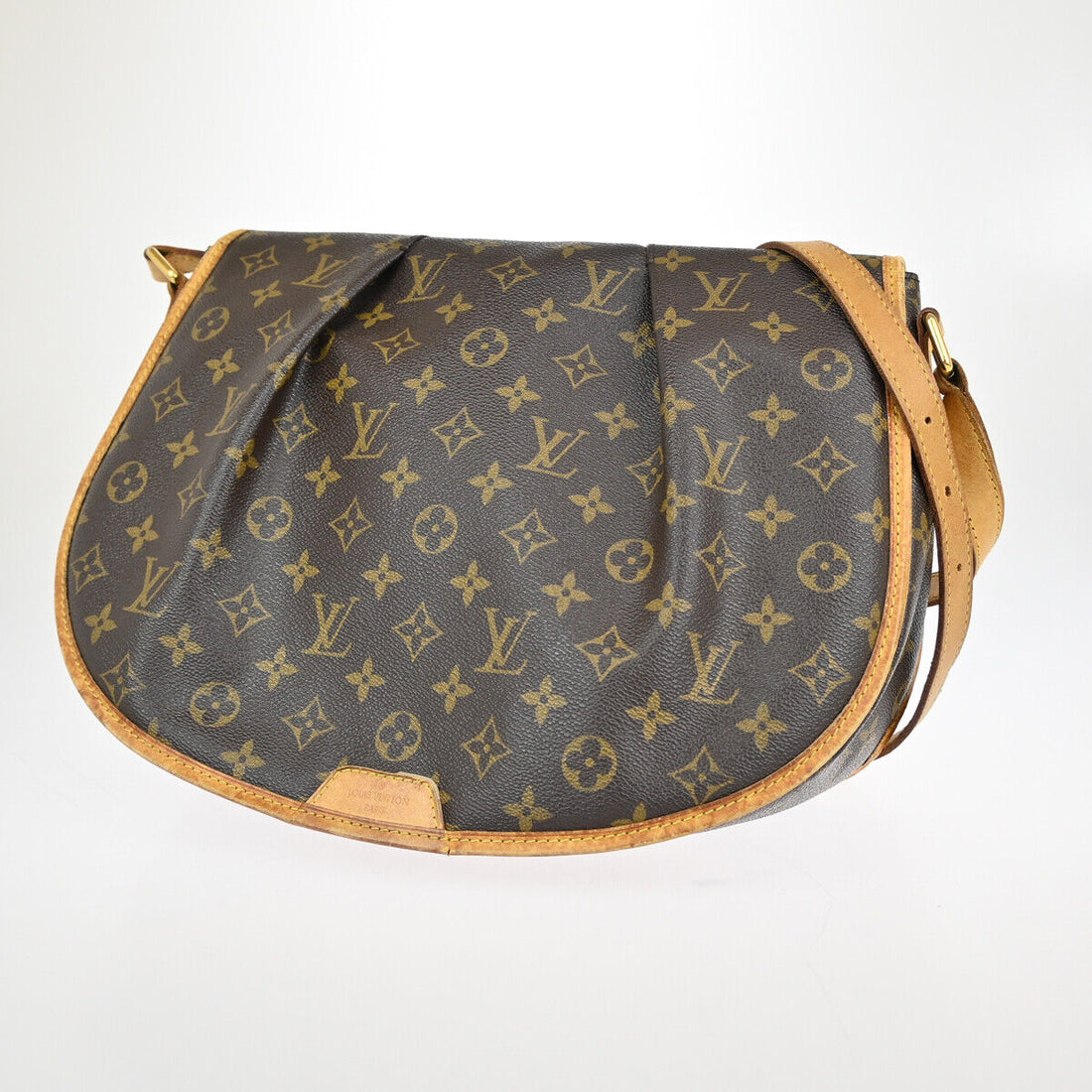 Louis Vuitton Menilmontant  Canvas Shoulder Bag ()