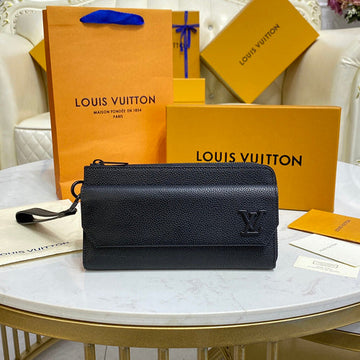 Makersluxe Lu-Vi bags - 3350