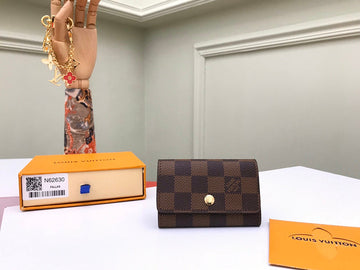 Makersluxe - LOV Wallets - 178