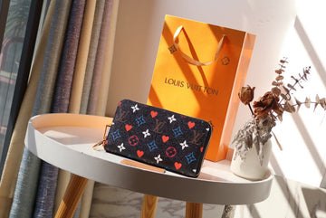 Makersluxe - LOV Wallets - 206