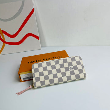 Makersluxe - LOV Wallets - 536
