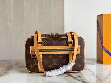 makersluxe - LOV Bags - 727