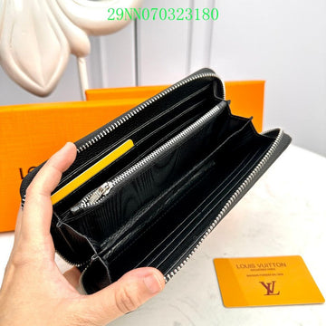 Makersluxe LOV Wallet - 607