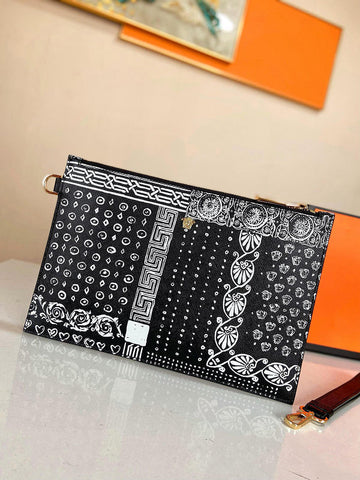 Makersluxe - VAR Men Bags - 032