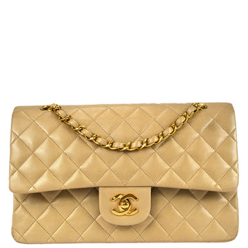 Chanel 1994-1996 Beige Lambskin Medium Classic Double Flap Shoulder Bag