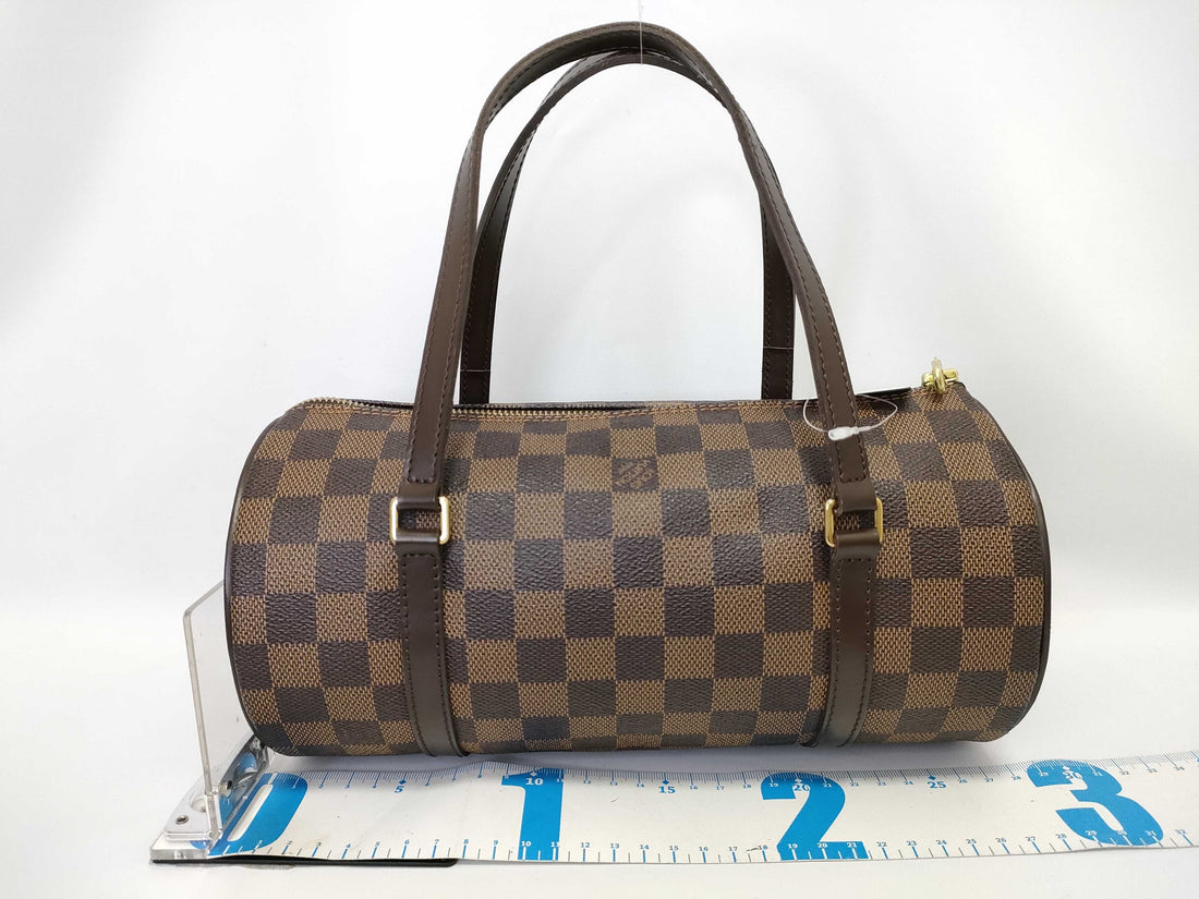 Louis Vuitton  Leather Shoulder Bag ()
