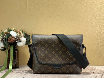 Makersluxe Bags - LOV Bags - 2377