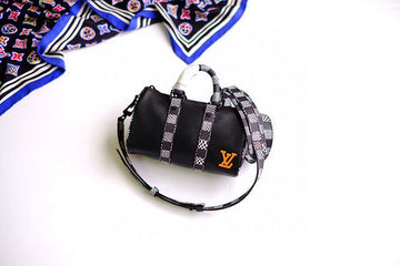 Makersluxe Lu-Vi bags - 3248