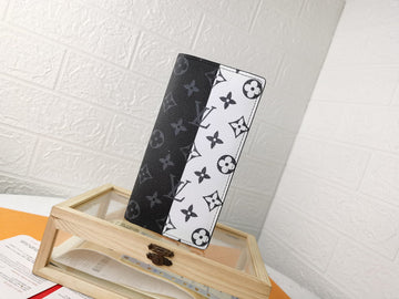 Makersluxe - LOV Wallets - 784