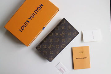 Makersluxe - LOV Wallets - 577