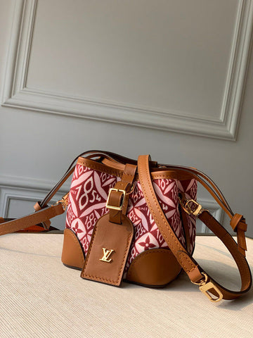 Makersluxes - Latest - 1537