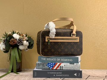 Makersluxe Bags - LOV Bags - 2549
